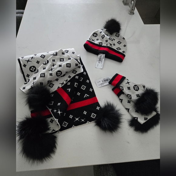 Mitchies 3 piece scarf NWTAGS - Picture 6 of 9